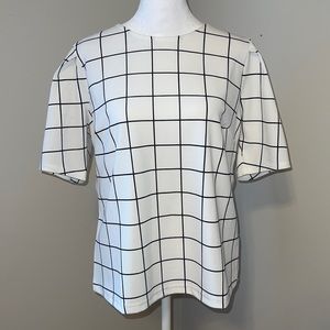 ✨ H&M Short Sleeve Shirt ✨